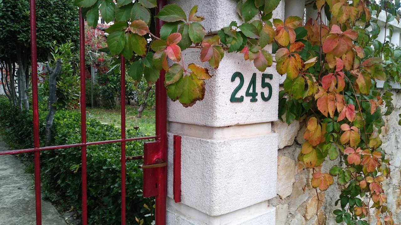 Apartments Lovor Silba Εξωτερικό φωτογραφία