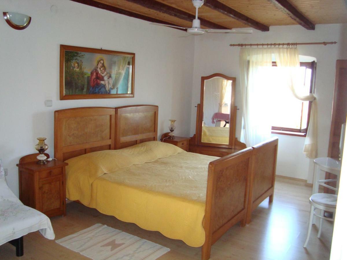 Apartments Lovor Silba Εξωτερικό φωτογραφία