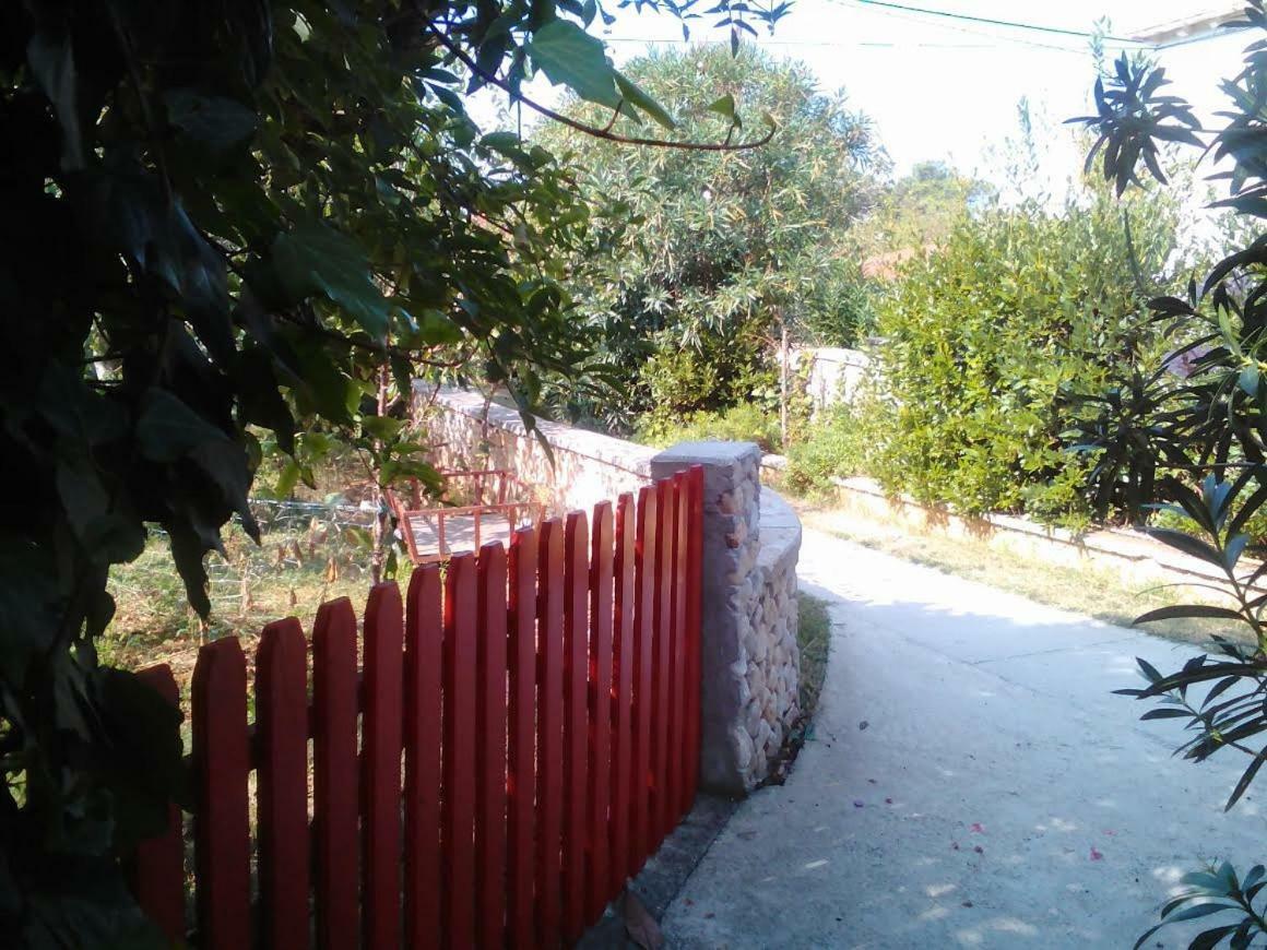 Apartments Lovor Silba Εξωτερικό φωτογραφία