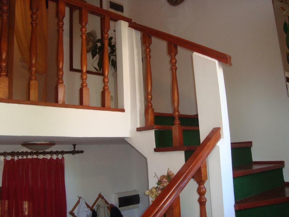 Apartments Lovor Silba Εξωτερικό φωτογραφία
