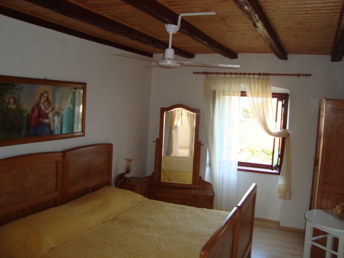 Apartments Lovor Silba Εξωτερικό φωτογραφία