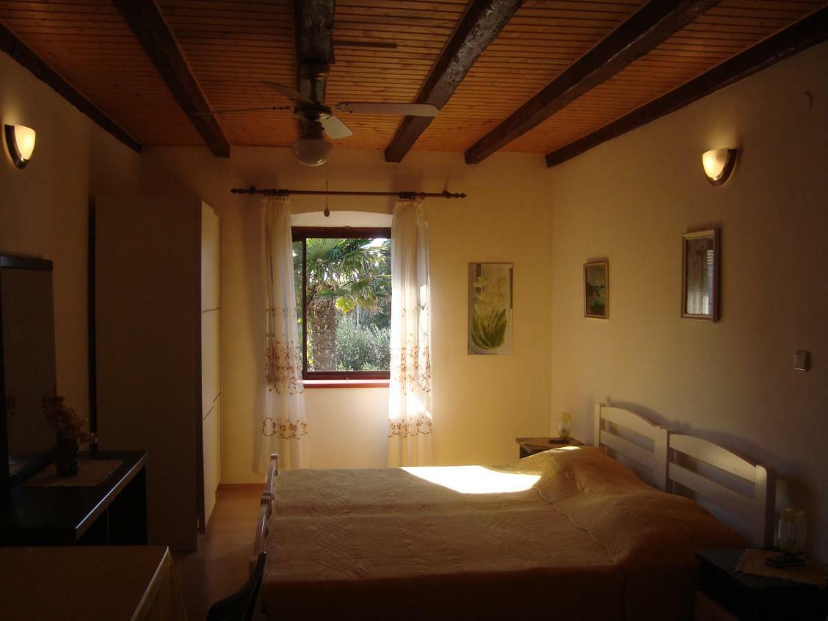 Apartments Lovor Silba Εξωτερικό φωτογραφία