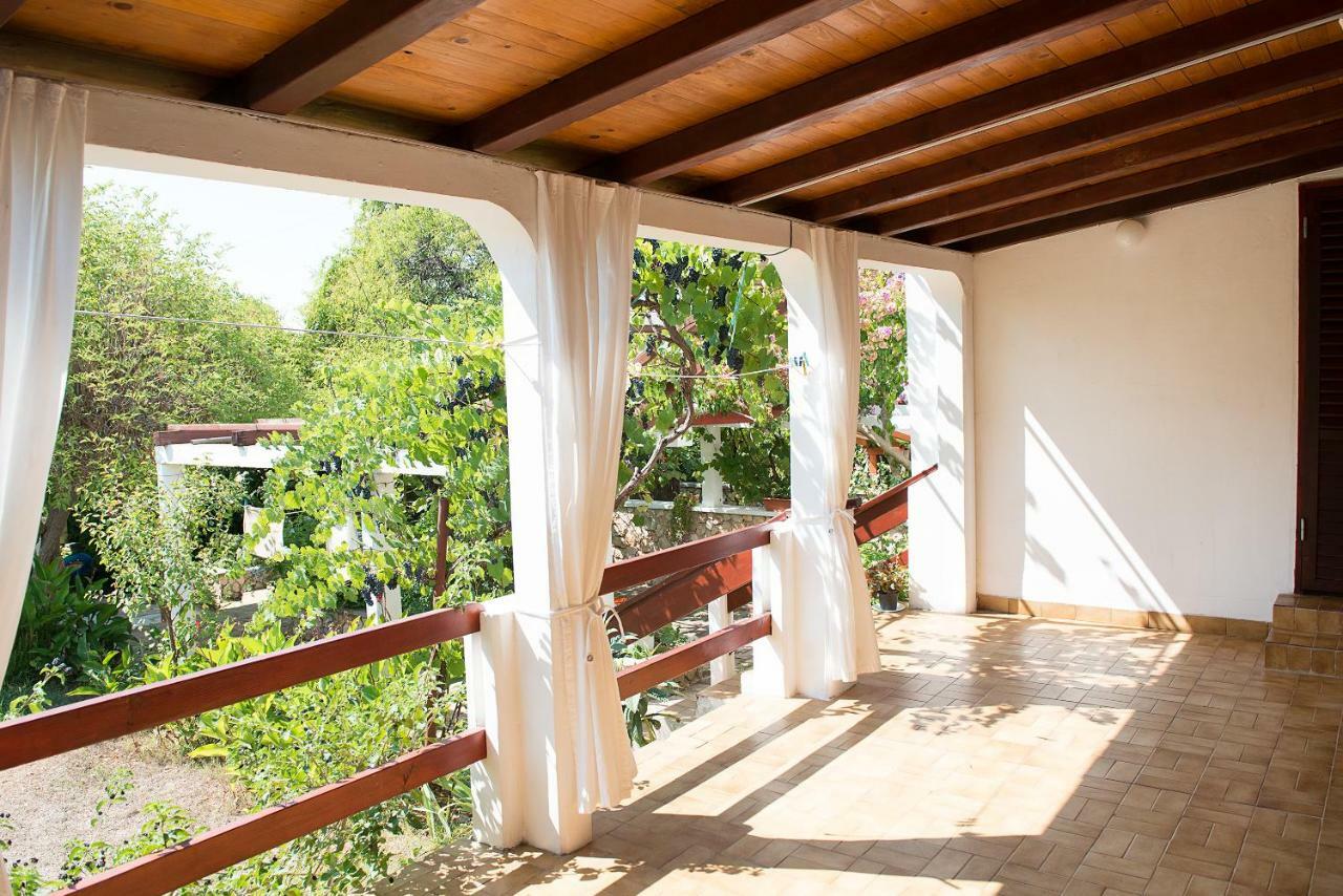Apartments Lovor Silba Εξωτερικό φωτογραφία