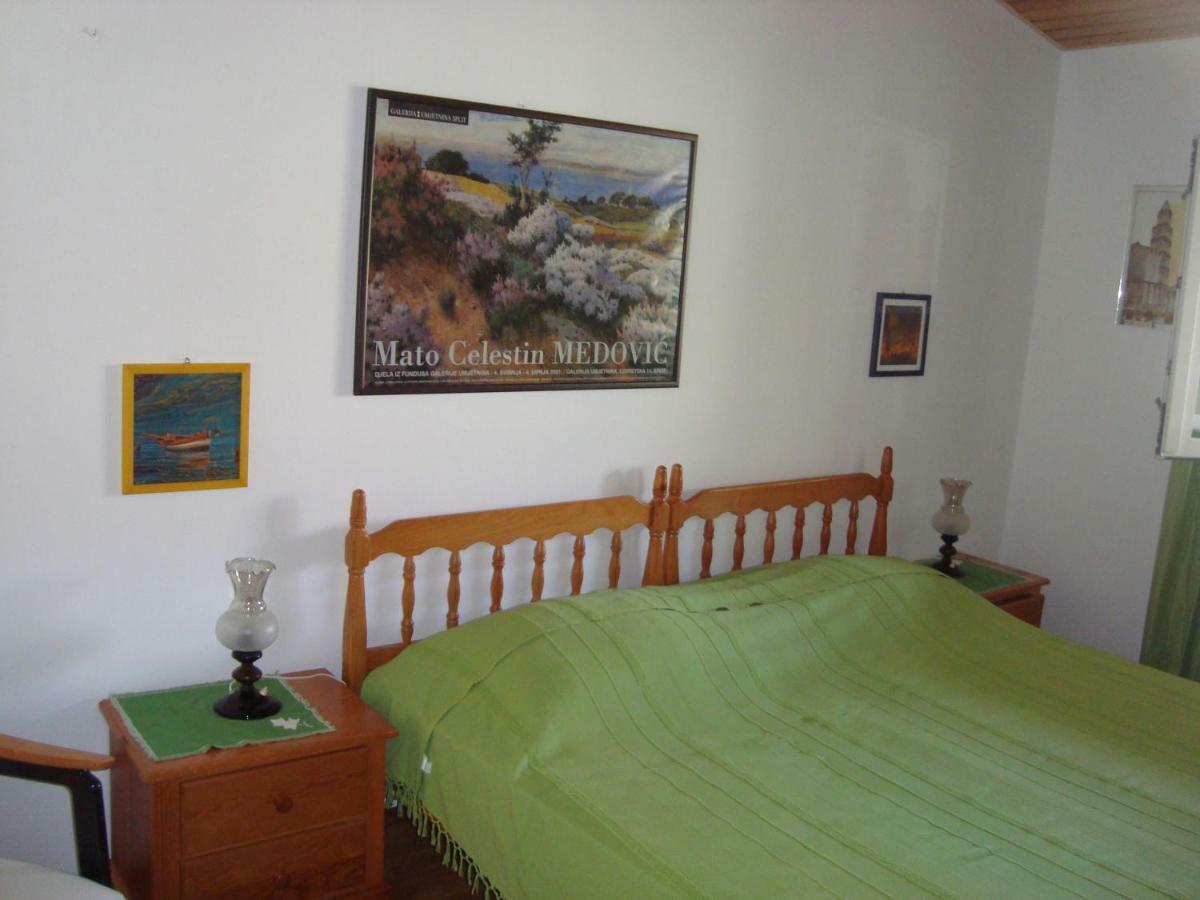 Apartments Lovor Silba Εξωτερικό φωτογραφία